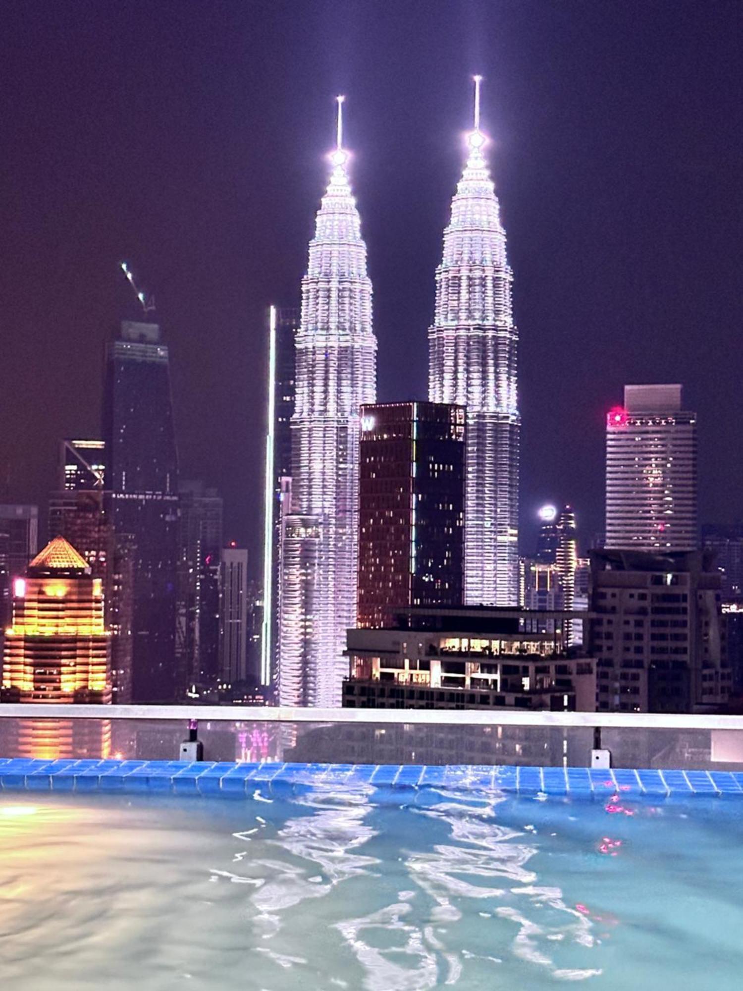 Апартаменты The Luxe Infinitum Klcc By Kl Malaysia Куала-Лумпур Экстерьер фото