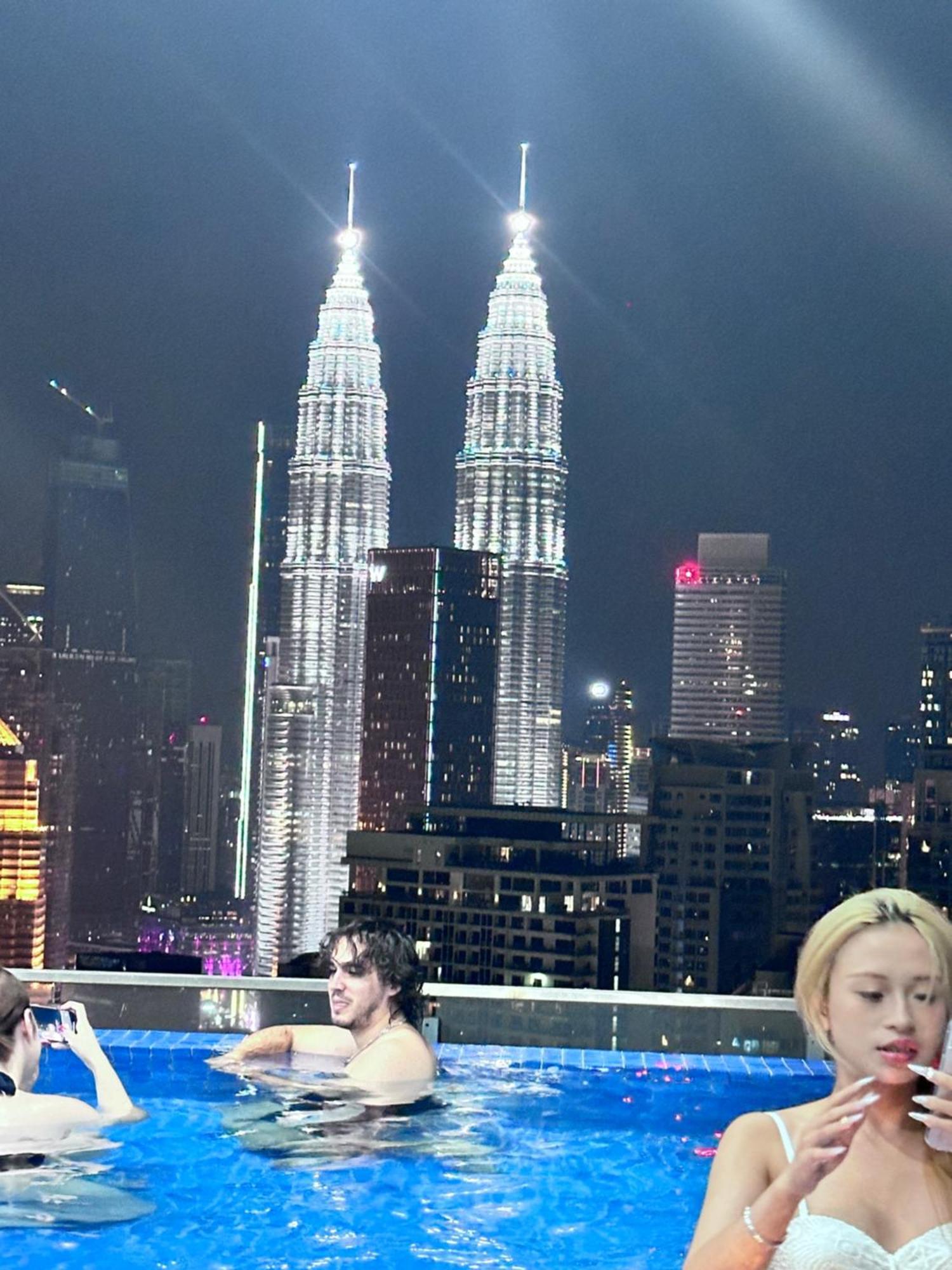 Апартаменты The Luxe Infinitum Klcc By Kl Malaysia Куала-Лумпур Экстерьер фото