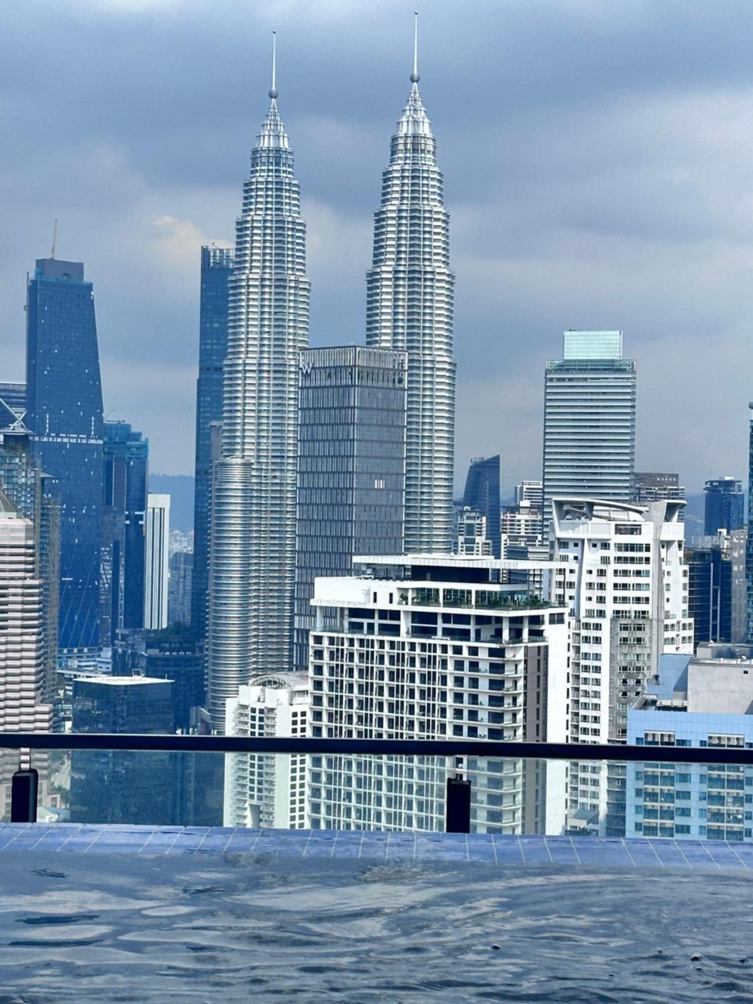 Апартаменты The Luxe Infinitum Klcc By Kl Malaysia Куала-Лумпур Экстерьер фото