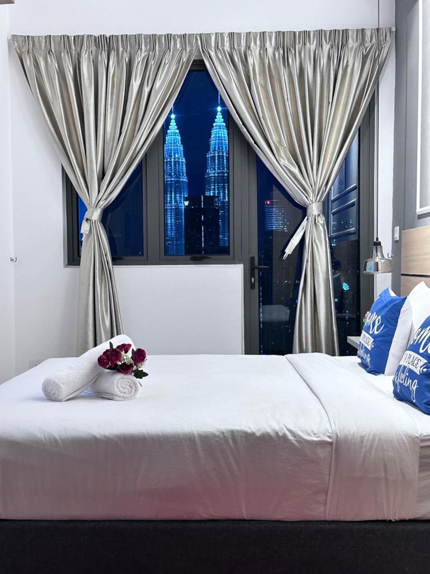 Апартаменты The Luxe Infinitum Klcc By Kl Malaysia Куала-Лумпур Экстерьер фото